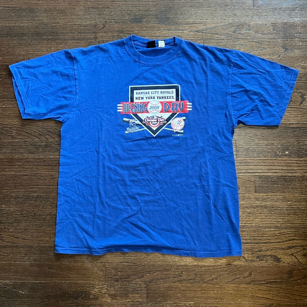 2009 Royals v. Yankees Opening Day T-Shirt